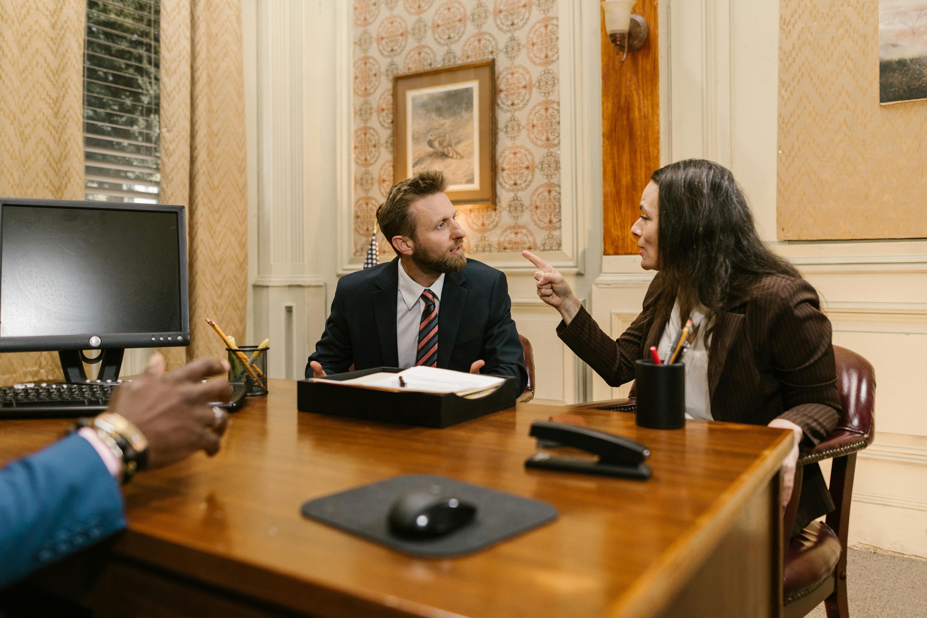 After-Hours Client Communication for Law Firms: The AI Advantage