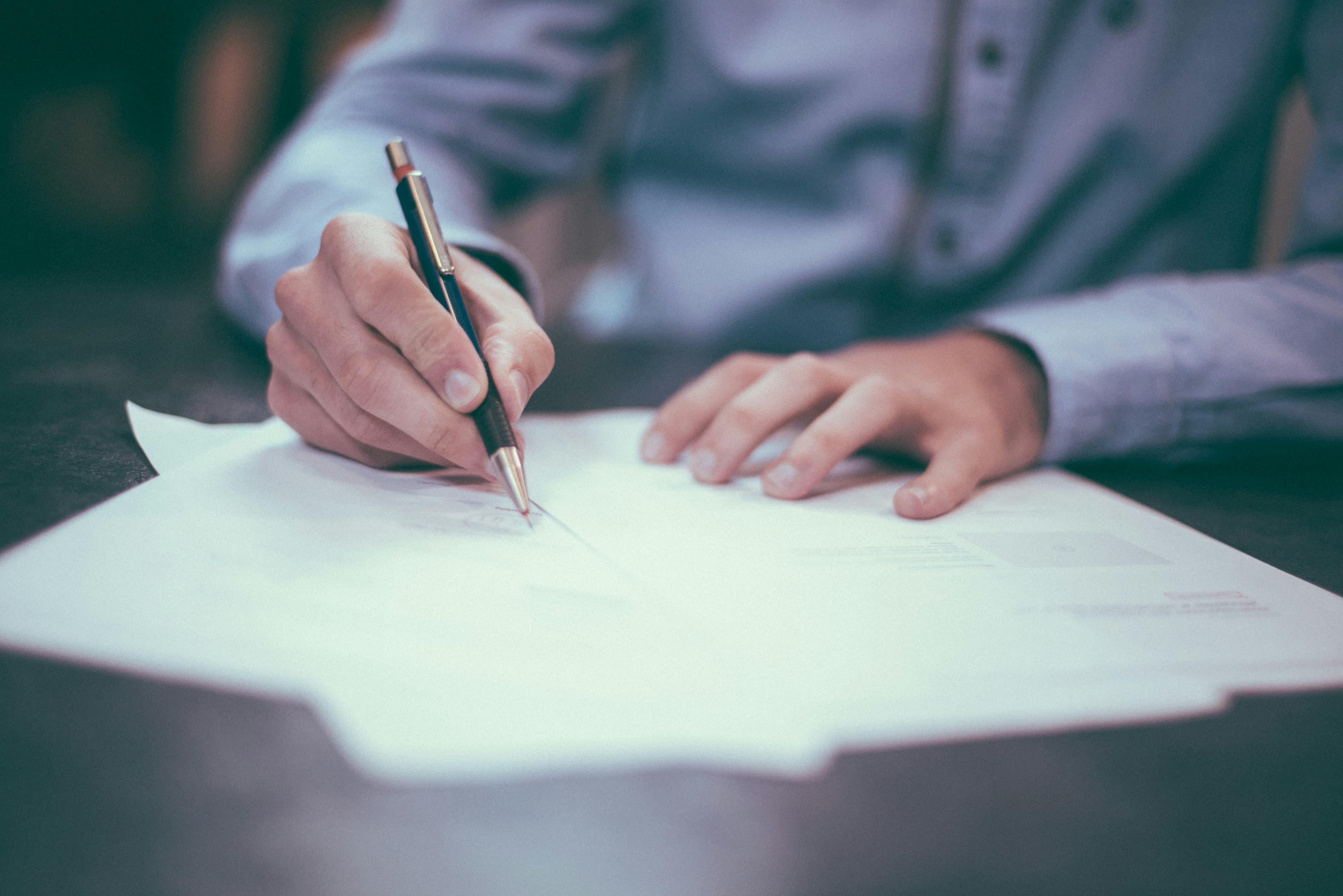 Why Top Law Firms Are Switching to AI Receptionists